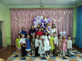 Наш дошкольный выпускной Наш дошкольный выпускной.